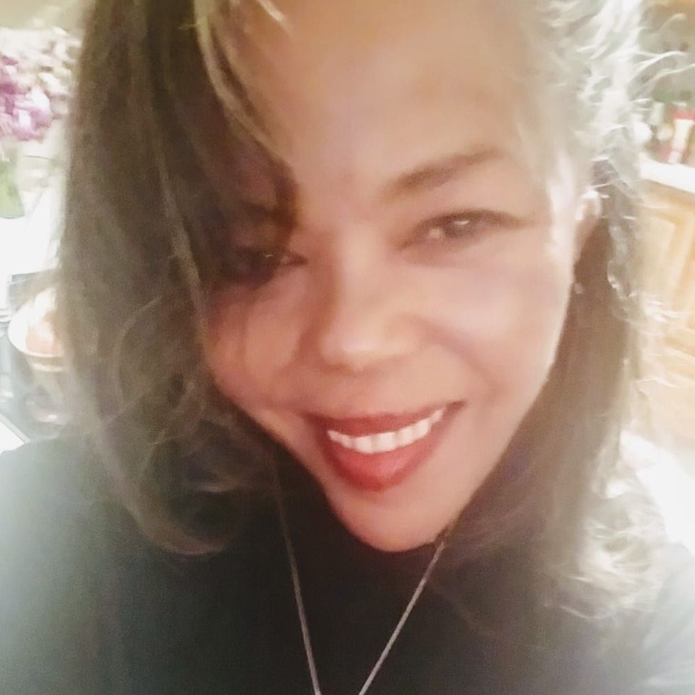 Meet your Posher, Saundra